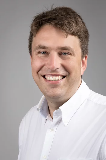 Dr Christopher Arrell
