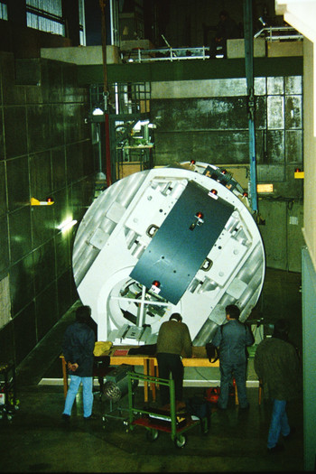 Bau der Gantry 1 in den 1990er-Jahren 