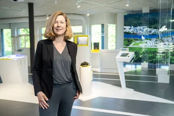 «Wir wollen mit unserer neuen Ausstellung über unsere Forschung informieren, aber auch inspirieren und begeistern», sagt Mirjam van Daalen, Leiterin der Abteilung Kommunikation am PSI.