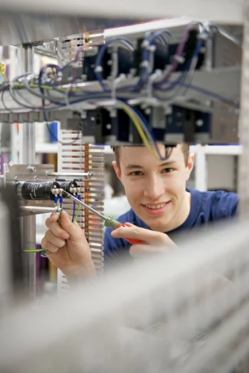 Berufsbildung am Puls der Forschung: Automatiker*in EFZ