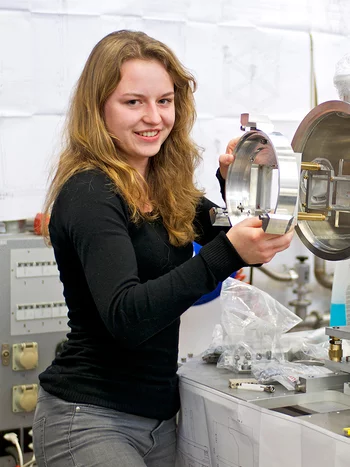 Berufsbildung am Puls der Forschung: Physiklaborant*in
