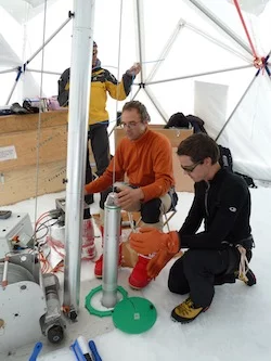 Ice core drilling at Ewigschneefeld.