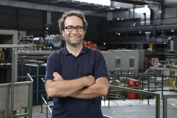 Aldo Antognini is part of the research collaboration measuring the deuteron via laser spectroscopy. (Photo: Paul Scherrer Institute/Markus Fischer)
