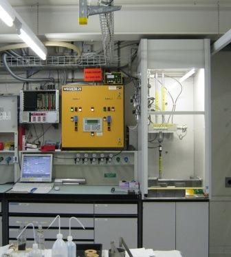 NAA Loading Base in the laboratory