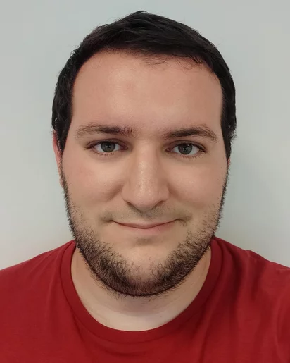 a portrait photo of Daniele Bonavia