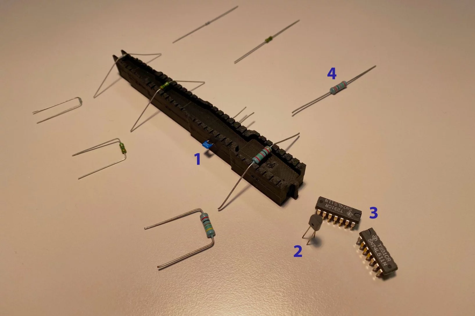 4-in-1 Biegebauklotz