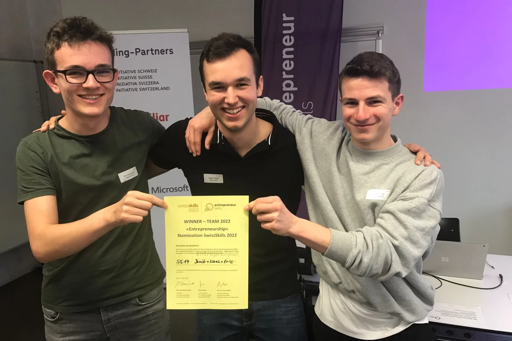 PSI-Team: Eric Brouwer, Noah Piqué und Janik Meier freuen sich über die Nomination. 