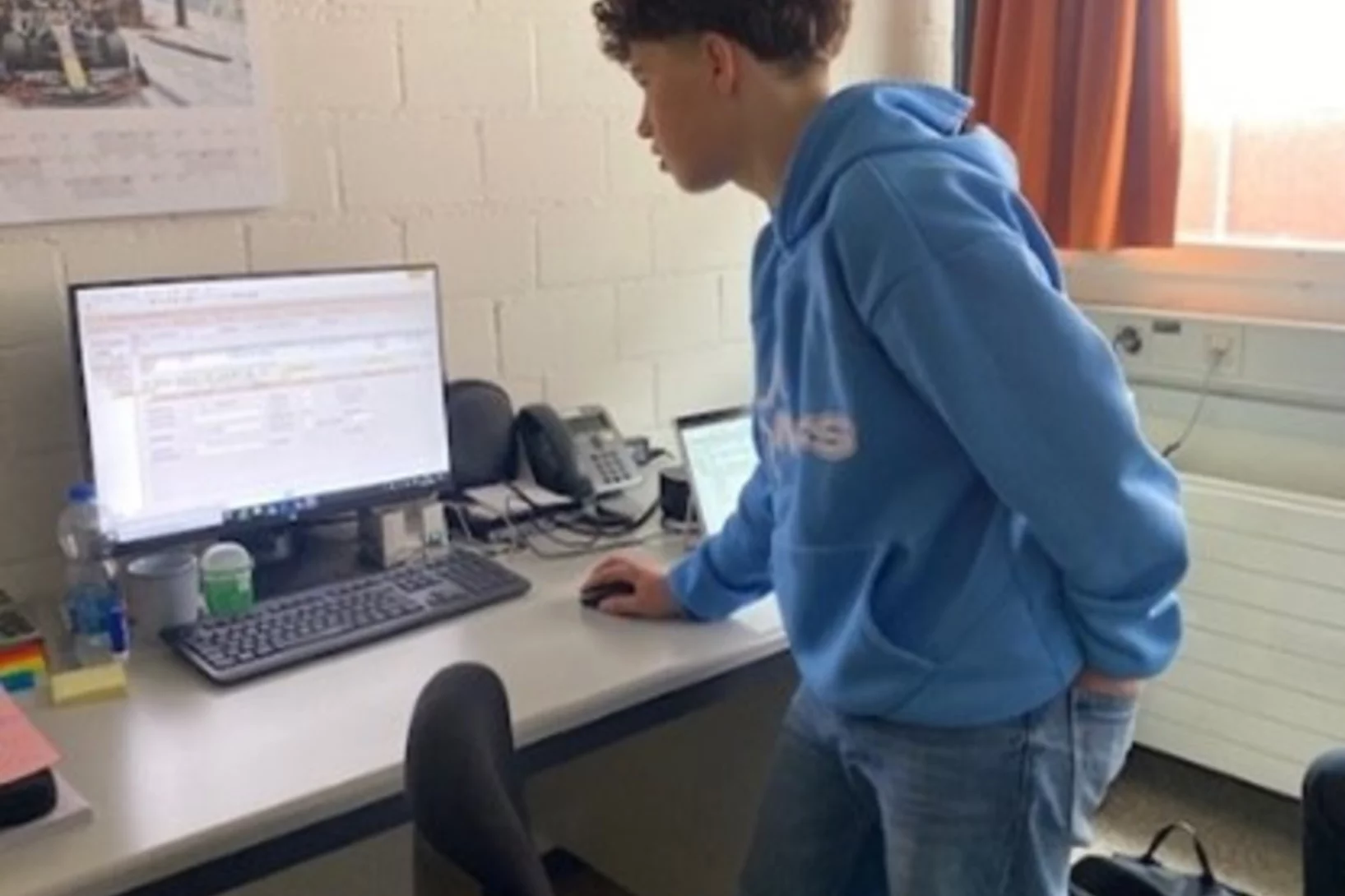 Ein faszinierender Tag mit den ETH-Lernenden am PSI