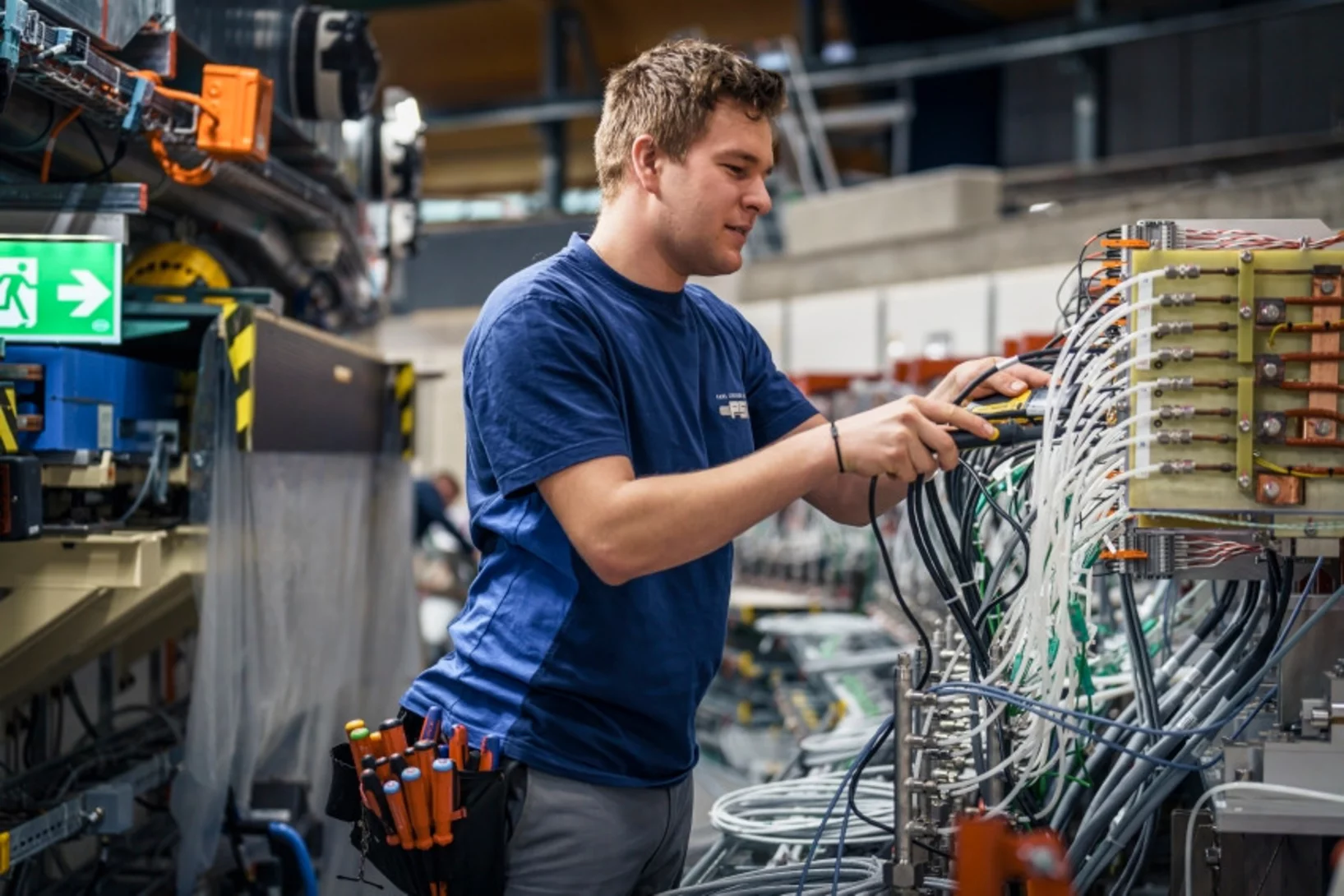 Elektroinstallateur/in