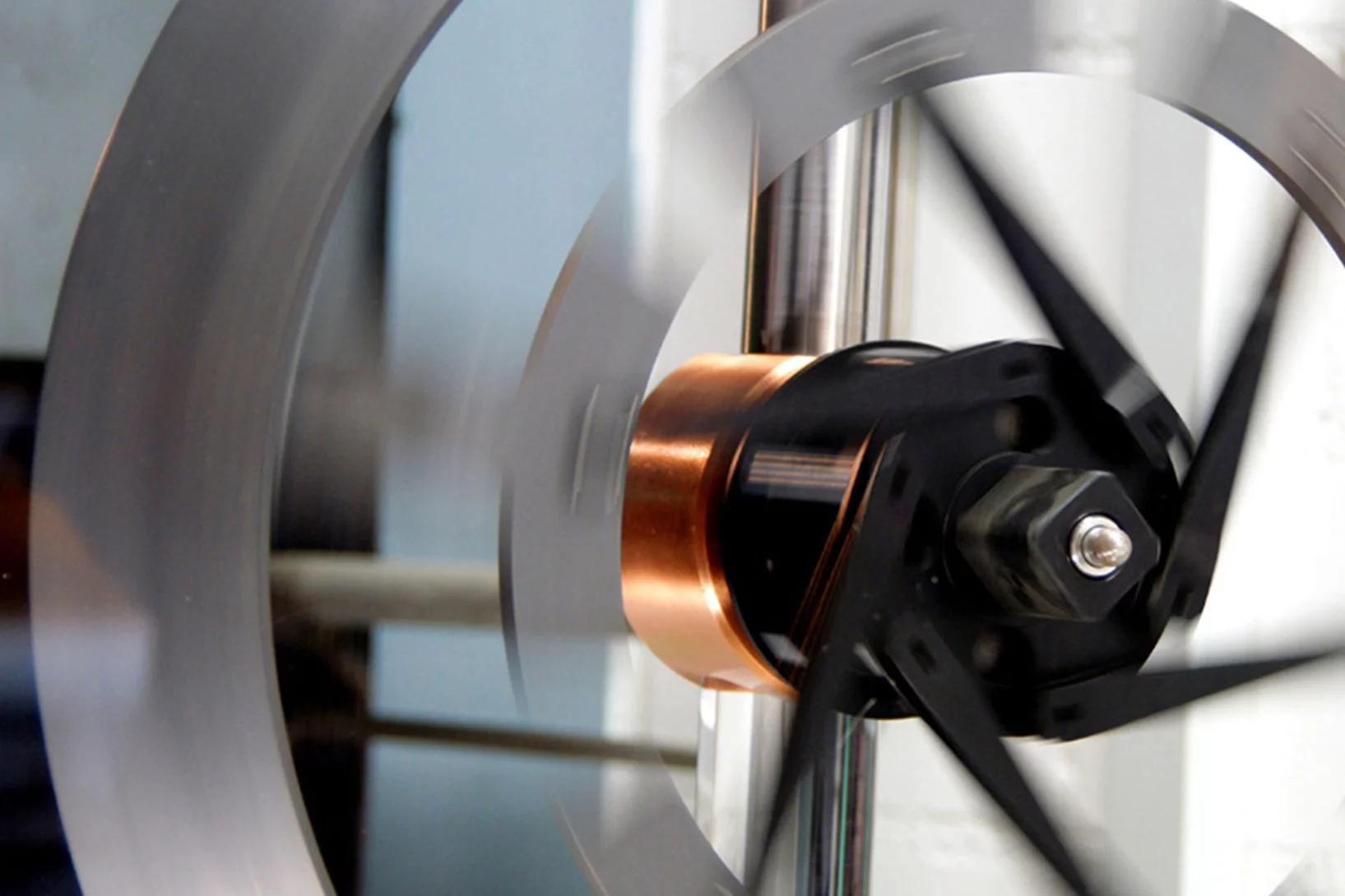 Ein Kohlenstofftarget der Myonenquelle SμS