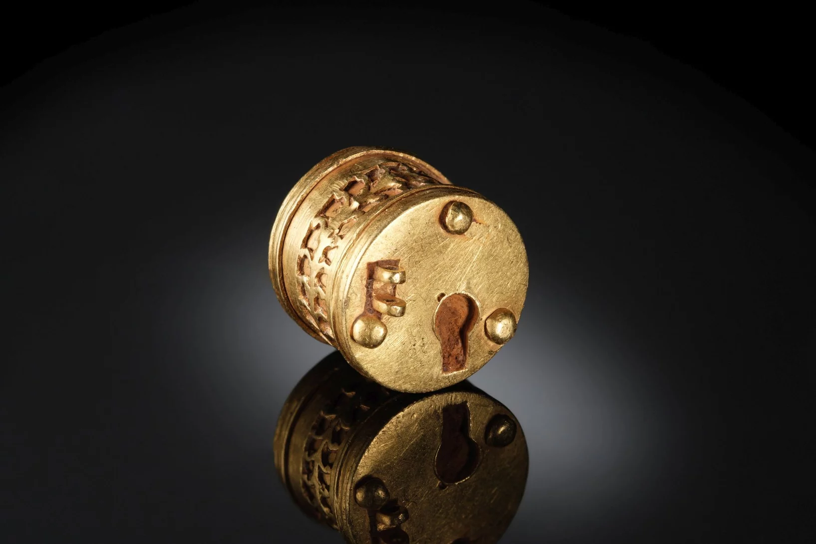 Barely larger than a fingernail, the miniature Roman box lock from the 3rd or 4th century AD