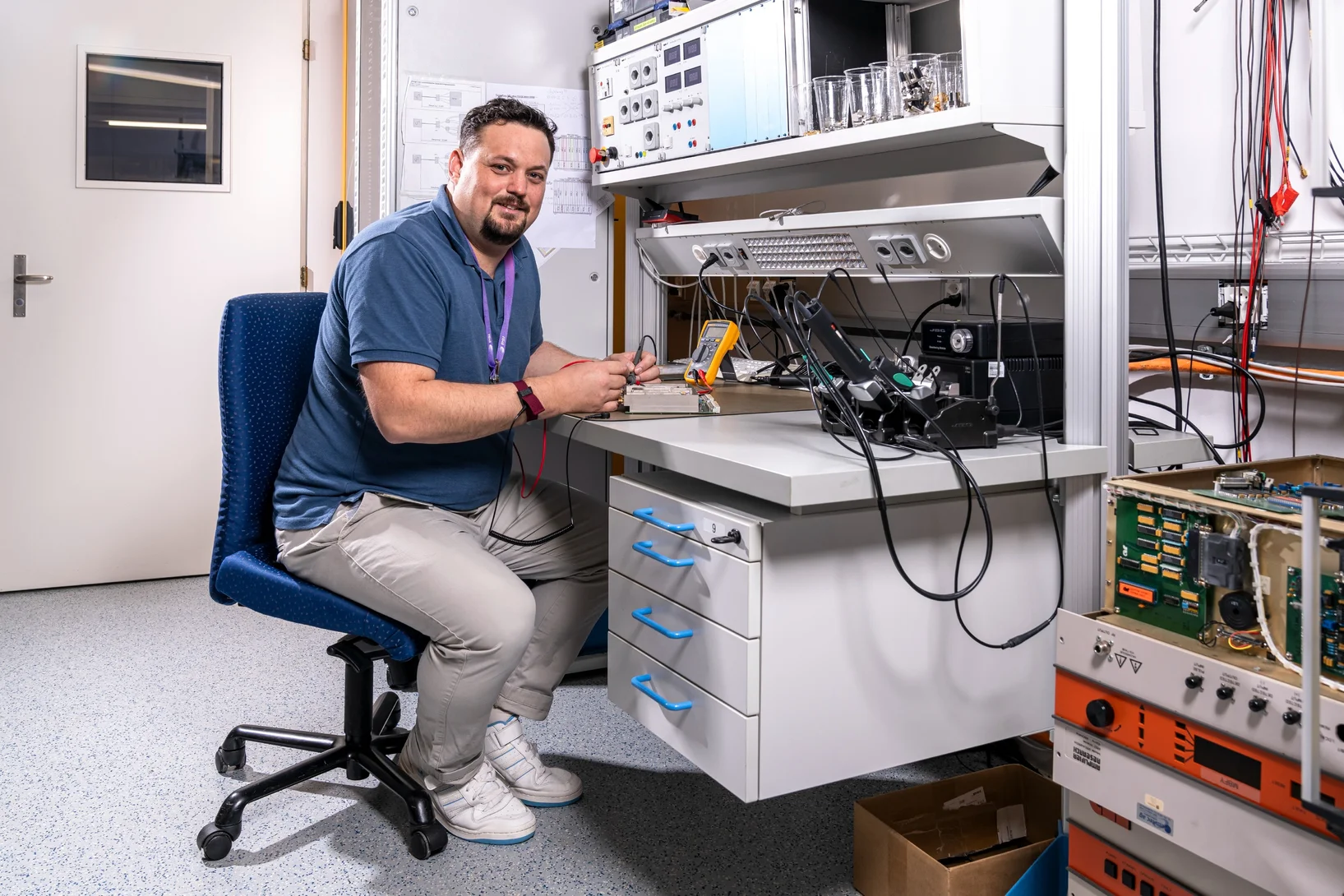 Lorenz Moser is an electrical engineer at PSI. 